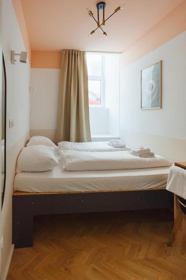 Malfatti Room Oasis With Coworking Space Wien Exteriör bild