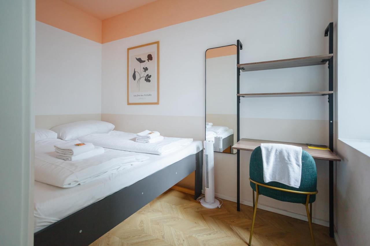 Malfatti Room Oasis With Coworking Space Wien Exteriör bild