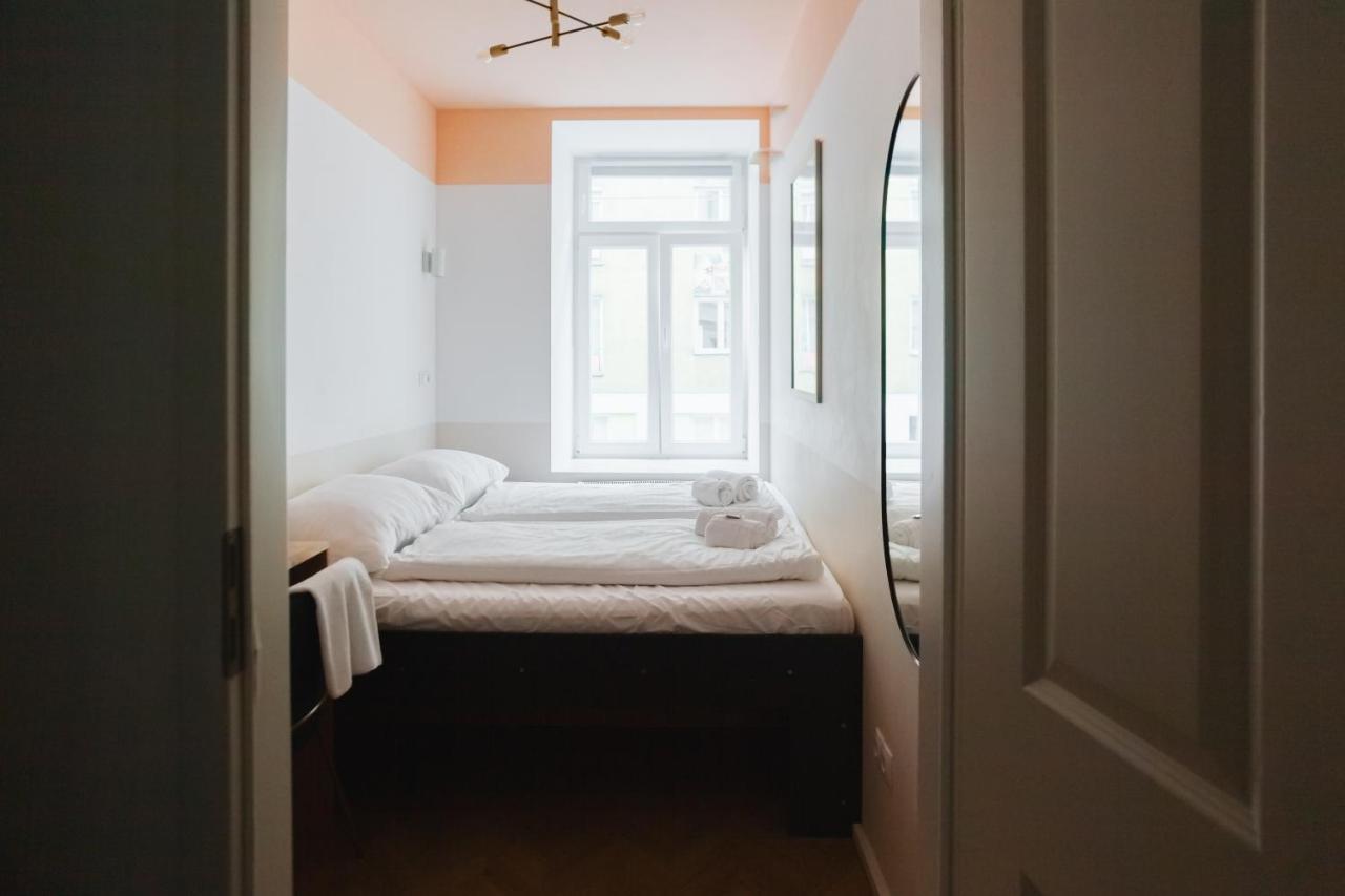 Malfatti Room Oasis With Coworking Space Wien Exteriör bild