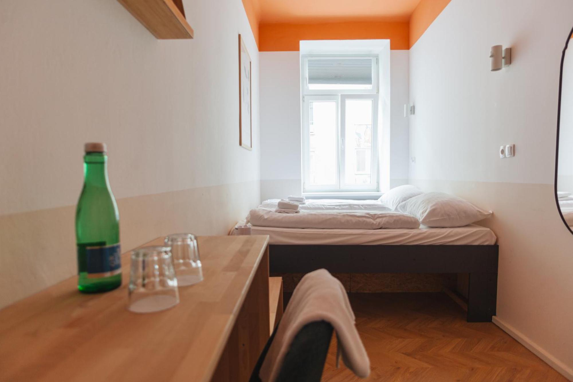 Malfatti Room Oasis With Coworking Space Wien Exteriör bild