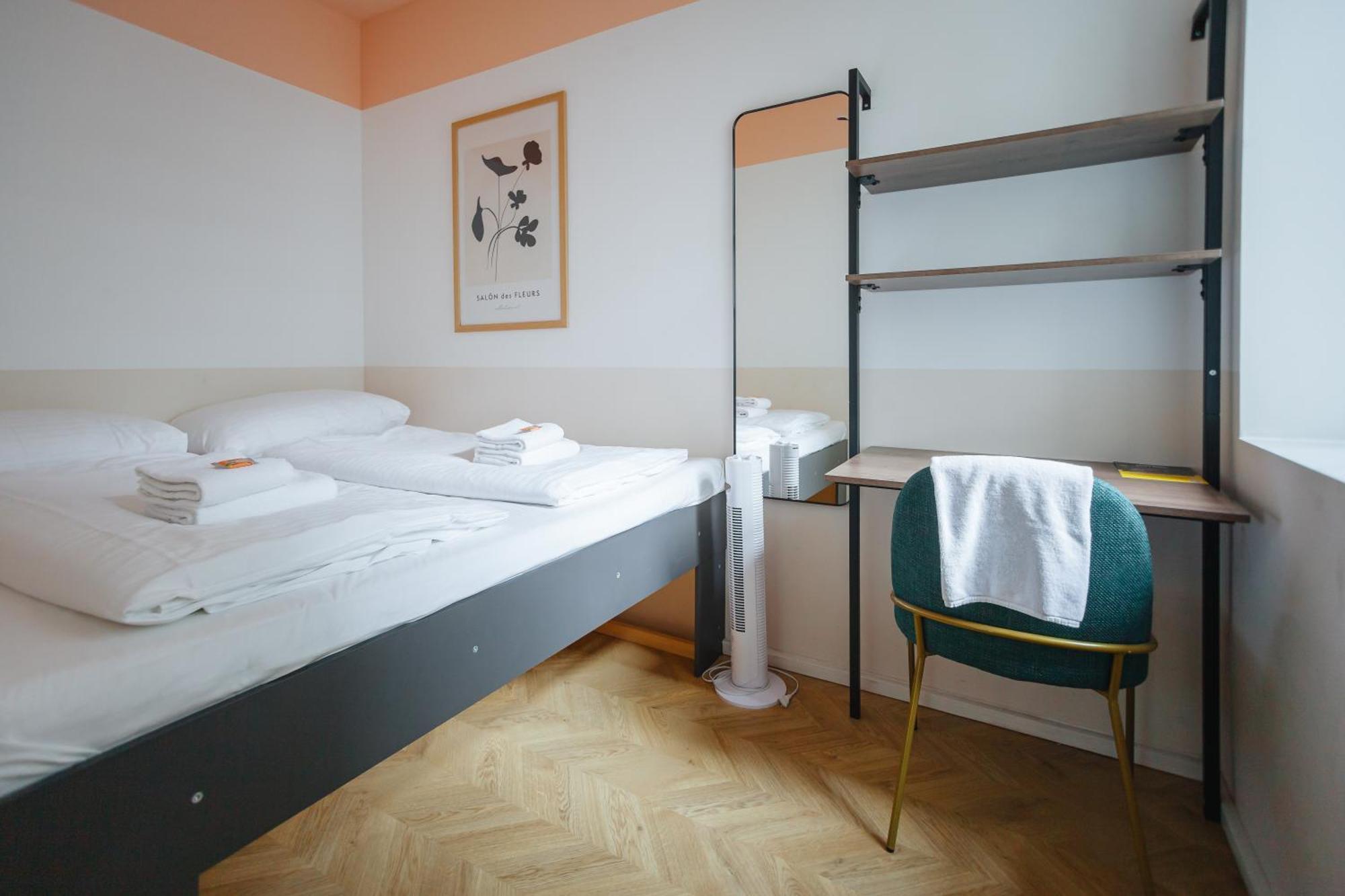Malfatti Room Oasis With Coworking Space Wien Exteriör bild