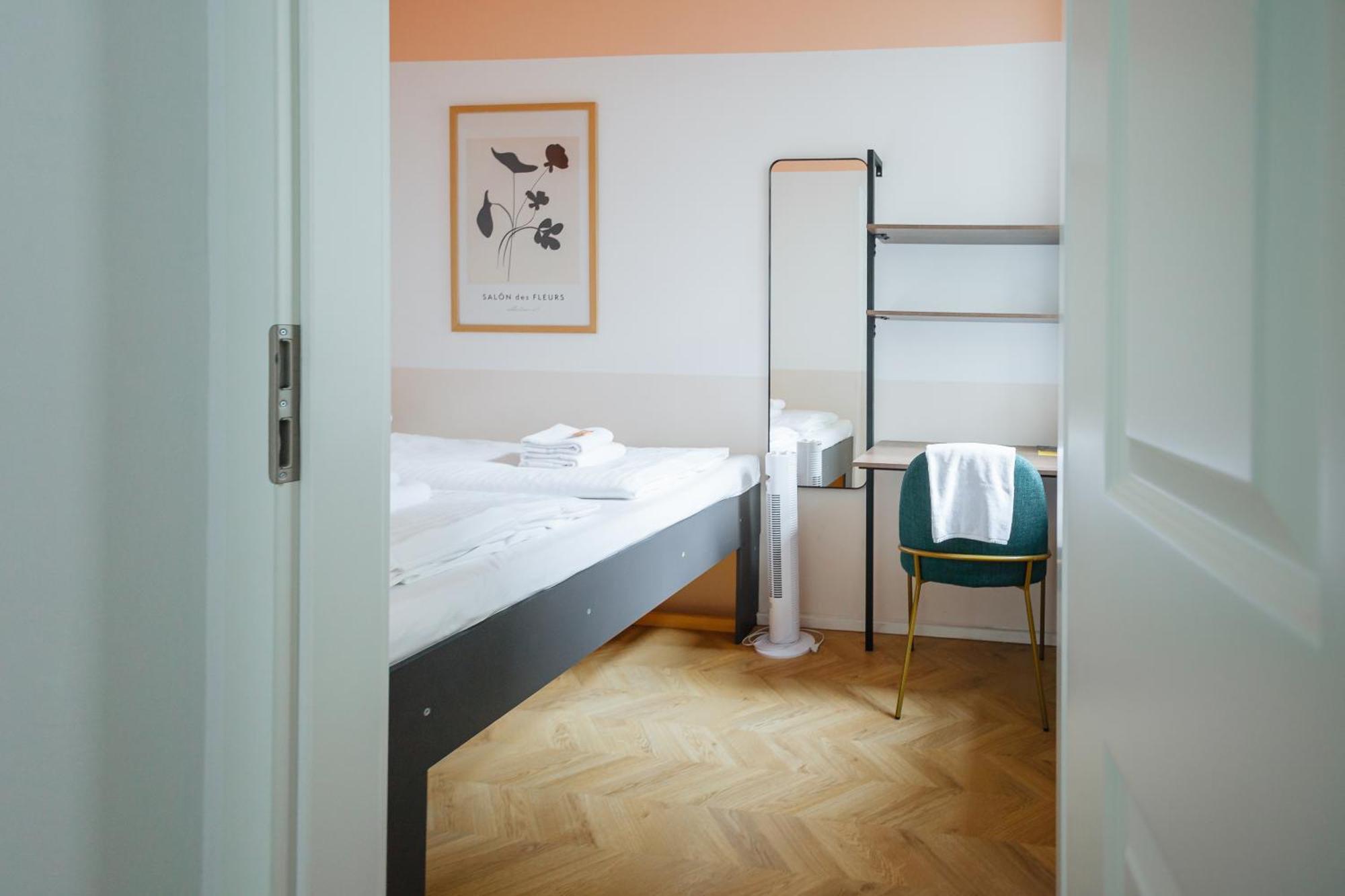 Malfatti Room Oasis With Coworking Space Wien Exteriör bild