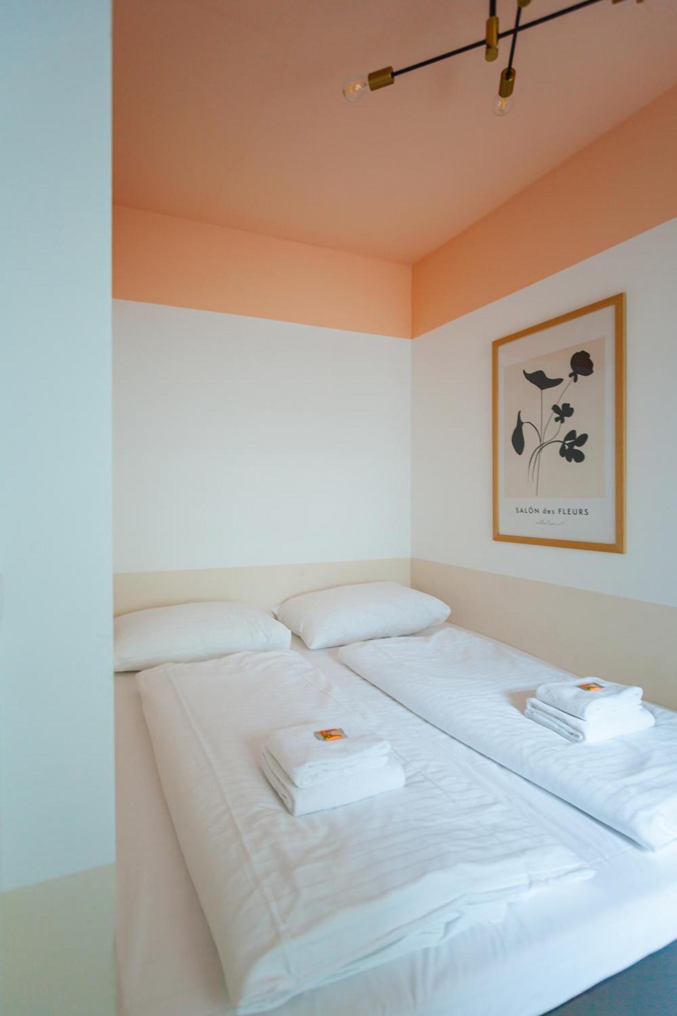 Malfatti Room Oasis With Coworking Space Wien Exteriör bild